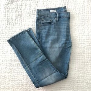GAP Girlfriend Jeans 30r